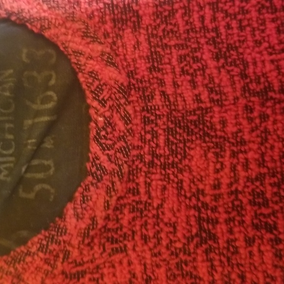 Red textured dress - Picture 4 of 9